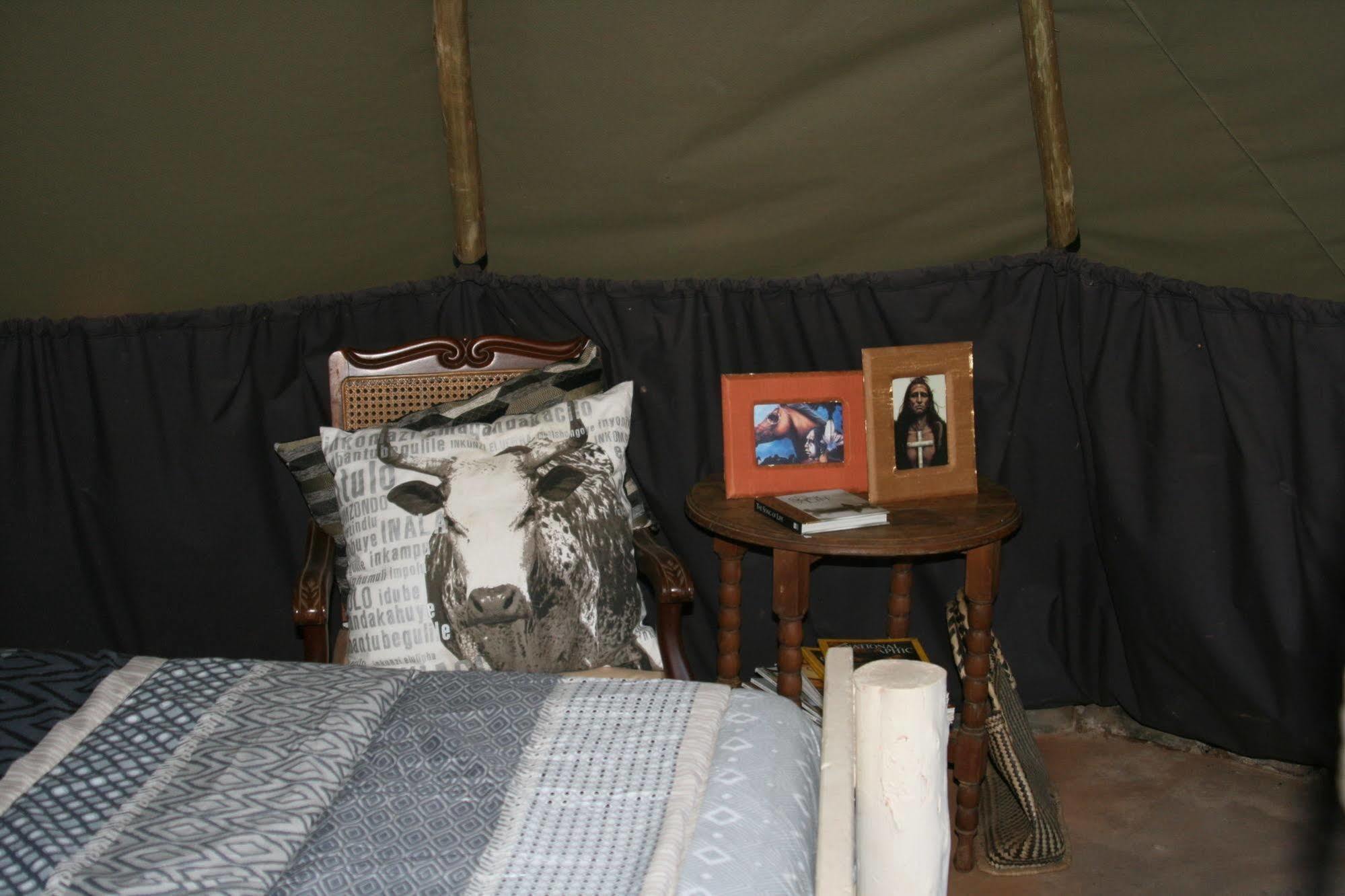 ホテル Nguni Moon Tepee Camp アンダーバーグ エクステリア 写真